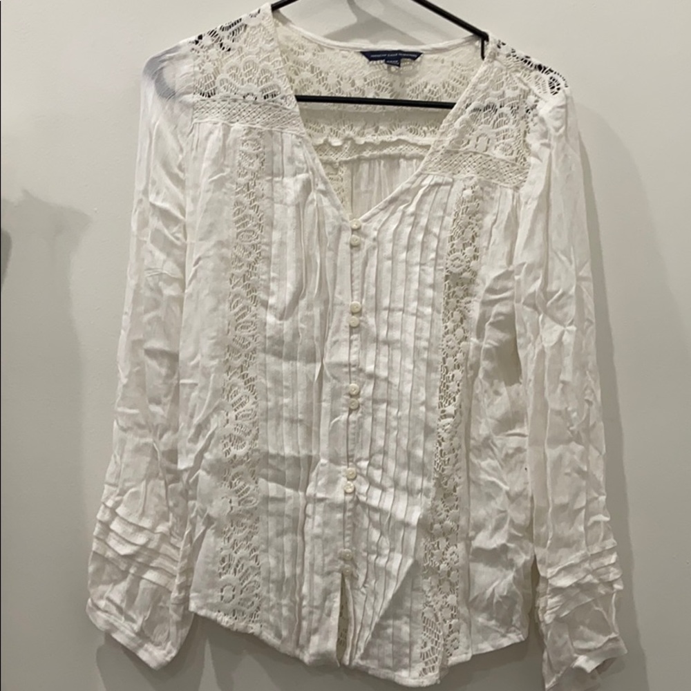 Long sleeve American eagle blouse.